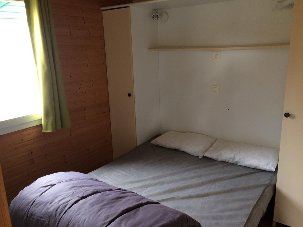 Camping Les Lupins Seppois-le-Bas Екстериор снимка